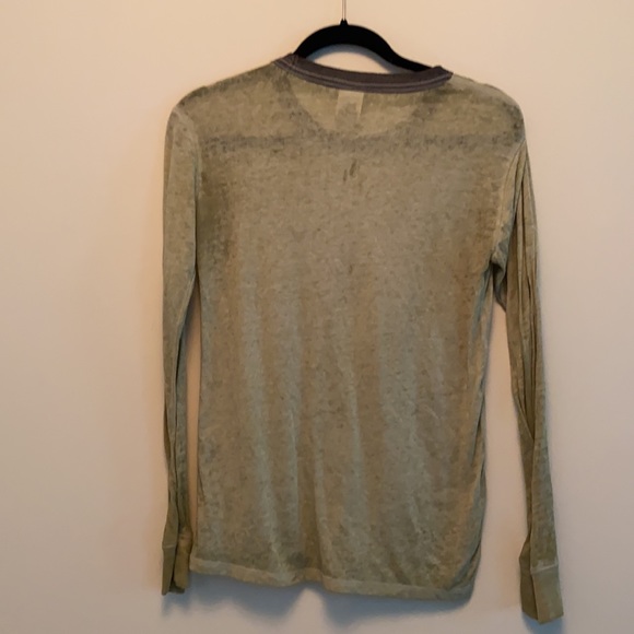 ♥️PINK Green Top - Picture 3 of 3